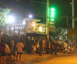 Truy bắt nghi can bắn chết người tại quán karaoke