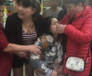Con trai đánh chửi con dâu, mẹ chồng cầm gậy đuổi theo, nói một câu mà bao người kính phục