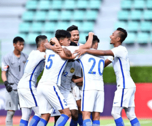 U-22 Malaysia gặp Thái Lan ở trận chung kết