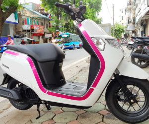 Xe tay ga 50 phân khối Honda Dunk 2017 đầu tiên tại Hà Nội