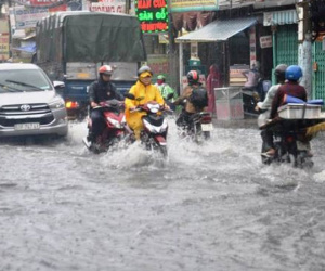 Dự báo thời tiết 28/8: Hai đầu đất nước mưa như trút