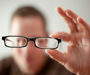 Lời đồn "ăn đường hủy hoại mắt" có đáng tin?