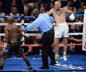 McGregor trách trọng tài dừng trận quá sớm