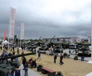 Nga giới thiệu hàng loạt khí tài quân sự hiện đại tại Army-2017