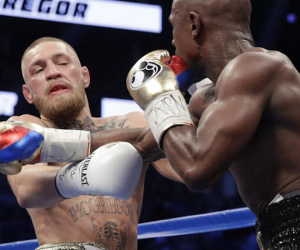 Nhà cái thoát thua cả trăm triệu USD nhờ Mayweather