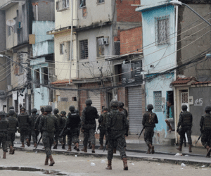 Brazil: Quân đội cũng bó tay với tội phạm?