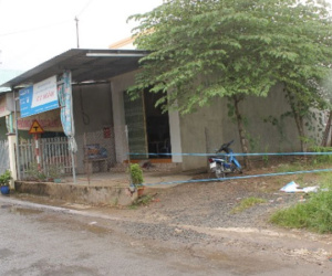 Thách đánh nhau trừ nợ 100.000 đồng, thanh niên bị đâm tử vong