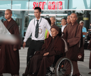 Thiền sư Thích Nhất Hạnh về Việt Nam