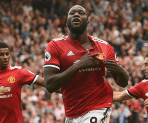 Mourinho sở hữu bộ tứ nguyên tử, MU tham vọng ăn ba như Sir Alex