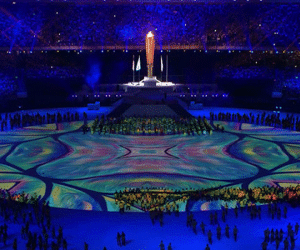 Bế mạc SEA Games 29: Đại nhạc hội, ánh sáng và lung linh sắc màu
