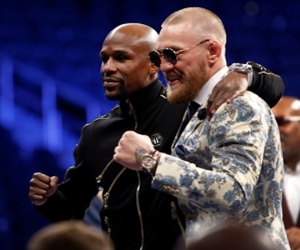 McGregor gợi ý Mayweather chuyển sang đánh MMA