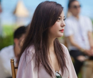 Chẳng ngờ "Én nhỏ" Triệu Vy đứng đầu danh sách Ngôi sao bị ghét nhất Trung Quốc