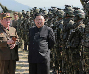 Kim Jong Un liên tục thị sát quân đội trong 2 tháng qua