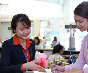 8 tháng, tăng trưởng tín dụng đạt 11,5%, lãi suất cho vay có thể giảm thêm