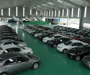 Ôtô giảm giá hàng loạt - cuộc chơi không dành số đông