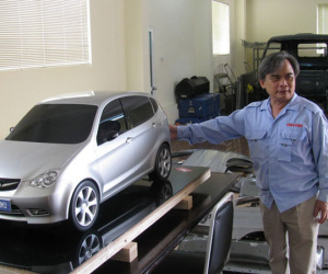 Cay đắng và kỳ vọng với ôtô "Made in Vietnam"