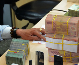 Tín dụng tăng mạnh, nhà băng "gặt" lãi lớn