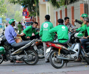 Nhóm GrabBike bị tấn công hội đồng ở Sài Gòn