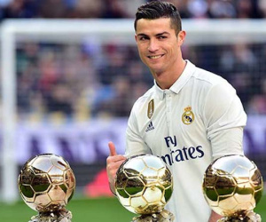 “Rò rỉ” bỏ phiếu Bóng vàng: Ronaldo cửa trên, Messi - Buffon “hít khói”