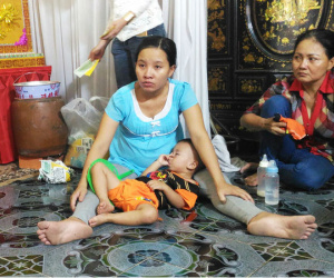 Đẫm nước mắt đồng đội, người thân tiễn đưa người lính trẻ