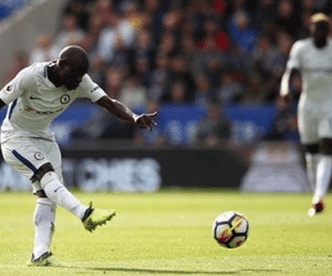 Conte: "Kante ngày càng đáng sợ"