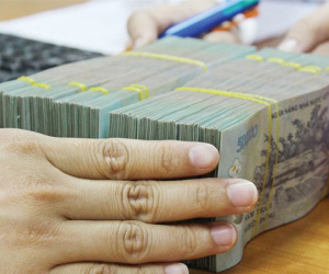 Huyện trả hơn 5 tỷ đồng cho học sinh nghèo sau ba năm bị quên