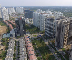 Nỗi sợ hãi mang tên cao ốc cửa ngõ Sài Gòn