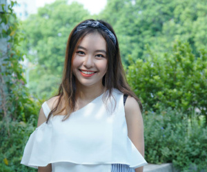 9X xinh đẹp đóng MV cùng Mỹ Tâm, giỏi 2 ngoại ngữ, rất thích chơi game