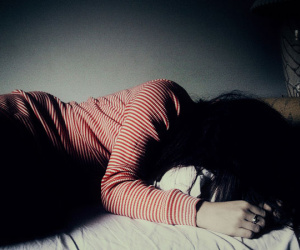 Cô gái "hóa điên" khi bị người yêu bỏ ngay khi vừa ra trường