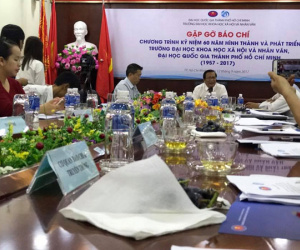 Nhiều giảng viên Trường Nhân văn TP.HCM có mức lương dưới 4 triệu đồng