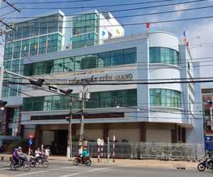 Cán bộ Tiền Giang xuất ngoại như... đi chợ