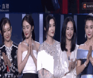 Chỉ một hành động nhỏ, Phạm Băng Băng chứng tỏ EQ cao ngất ngưởng xứng đáng với danh xưng "Nữ hoàng Cbiz"
