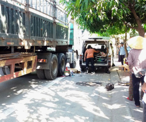 Thai phụ bị xe container cán qua đầu, tử vong