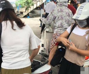 Hành động xấu xí gây bức xúc của 2 cô gái trẻ ở trạm xăng