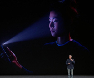 iPhone X chỉ hỗ trợ nhận dạng một khuôn mặt để mở khóa máy