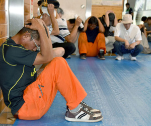 Người Nhật không biết chạy đi đâu khi Triều Tiên phóng tên lửa