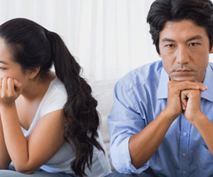 Những ông chồng không chịu ly hôn vì sợ khó thăng tiến