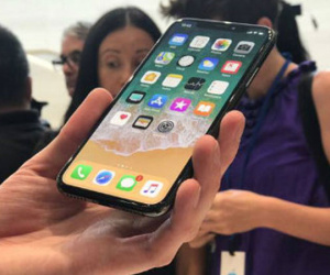 Apple quá tải không đủ iPhone X cho năm nay
