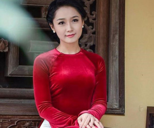 Bật mí về 4 BTV xinh như hoa hậu của bản tin Thời sự 19h
