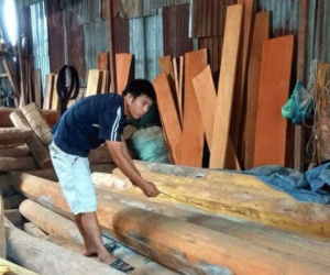 Đại gia mơ gian nhà cổ gỗ mít: Chồng 2 tỷ chờ 2 năm chưa có