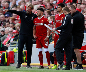 Klopp phớt lờ sức mạnh của hai CLB thành Manchester