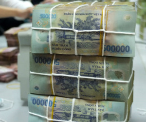 600.000 tỷ chảy vào nhà, đất?