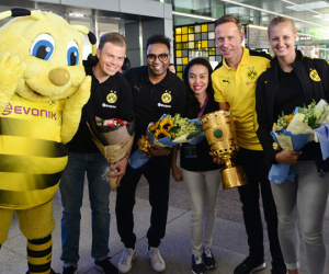 Huyền thoại Dortmund ấn tượng trước sự chào đón của fan Việt