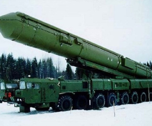 Nga phô diễn sức mạnh "khủng khiếp" của ICBM RS-24 Yars