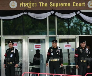 3 cảnh sát Thái Lan bị nghi ngờ tiếp tay cho bà Yingluck bỏ trốn