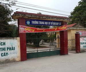Hai nam sinh tử vong khi tắm hố nước cạnh trường
