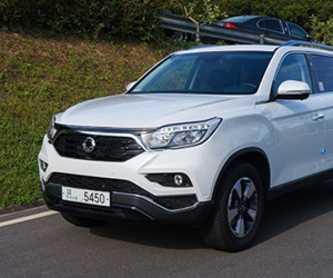 SsangYong Rexton 2017 sắp về Việt Nam cạnh tranh Fortuner