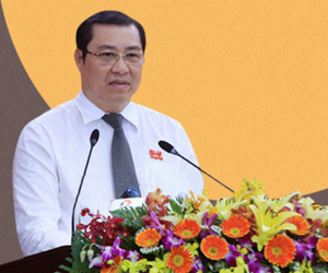 Chủ tịch Đà Nẵng: "Cán bộ thành phố đừng quan tâm lãnh đạo ai ở, ai đi"