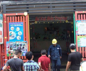Cháy lớn nhà trông trẻ ở Sài Gòn, hai vợ chồng tháo chạy ra ngoài thoát thân
