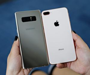 So thiết kế Samsung Galaxy Note 8 với iPhone 8 Plus